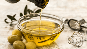 How to Store Olive Oil: A Guide for Buyers & Retailers